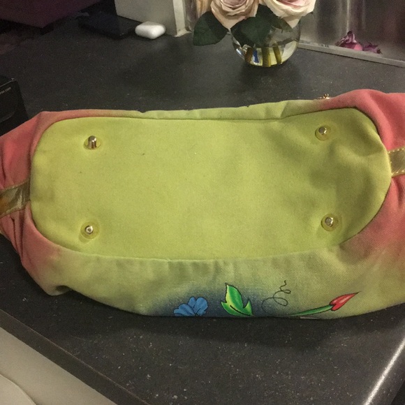 Ed Hardy Handbag - Picture 4 of 8